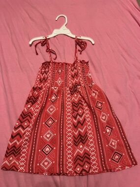 Old Navy Pink Patterned Tie-Shoulder